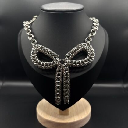 collier big noeud argenté
